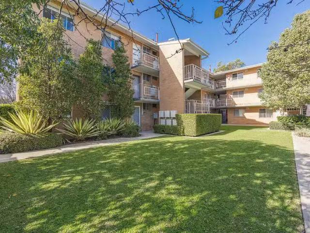Rental! 13/2 Albert Street, Mosman Park, WA 6012