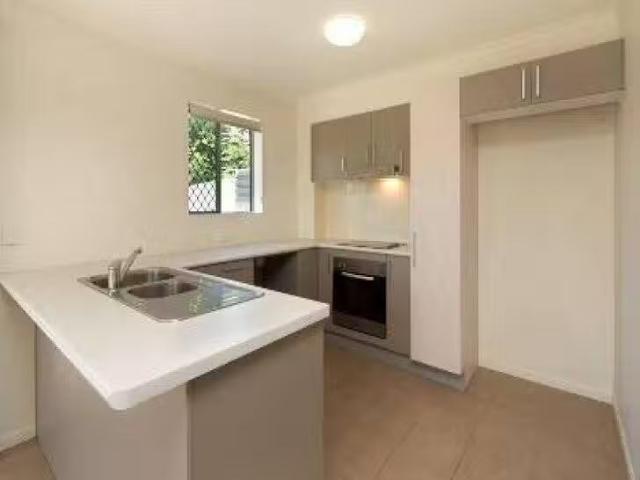 Charming 13/4 South Vickers Road, Condon, QLD 4815