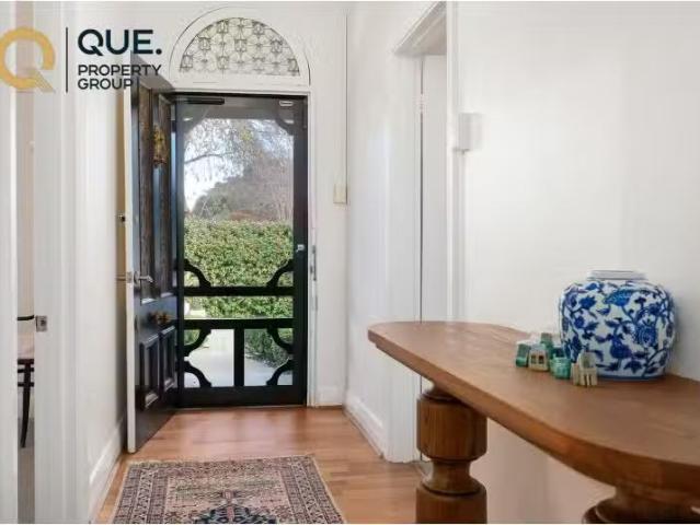 Cozy 1/358 Rau Street, East Albury Townhouse for rent Listed.