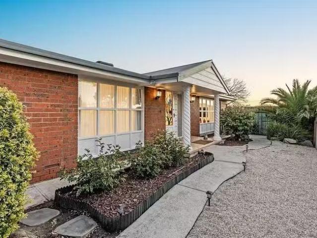 Nice 137 St Bernards Road, Rostrevor, SA 5073