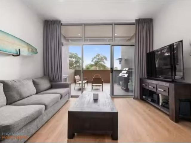 Deal! 13/93 Burrinjuck Crescent, Duffy Apartment for rent Lis.