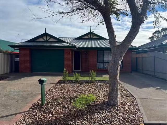 Charming 17 Whitestone Crescent, Seaford Rise, SA 5169