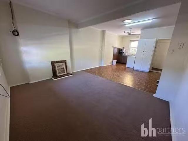 Nice 17 Cornwall Street, Berri, SA 5343
