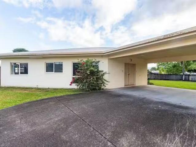 Deal! 17 Glenrowan Street, White Rock, QLD 4868