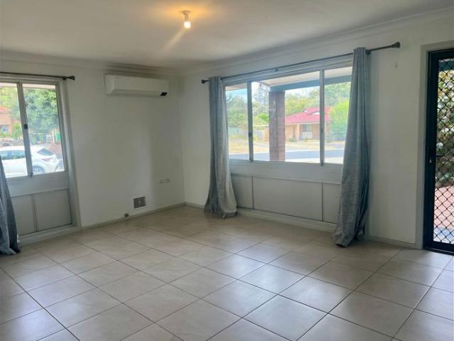 For Rent | 17 Hooper Place, Withers