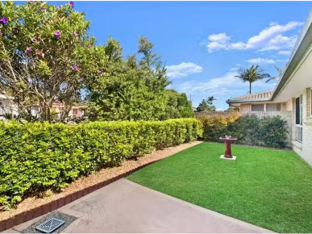 Just in! 17 Lake Road, Port Macquarie House for rent Listed b.