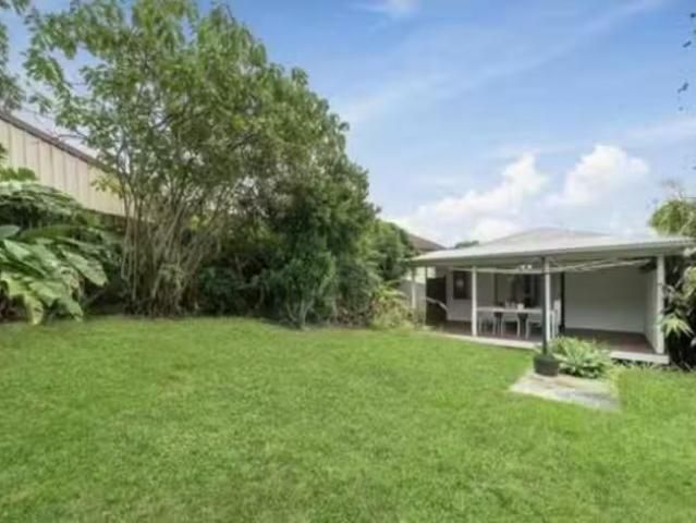 Cheap 17 Miriam Street, Holland Park West, QLD 4121