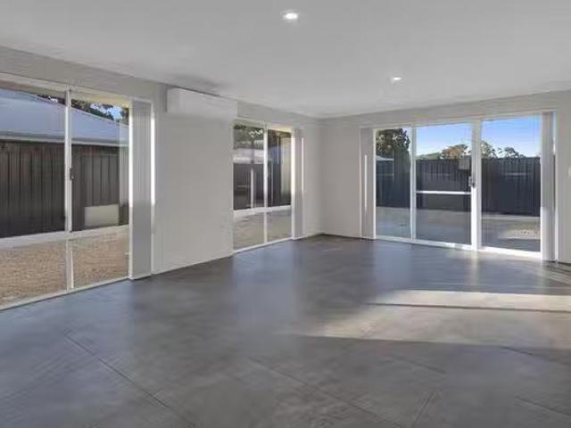 Nice 17A Wood Avenue, Waroona, WA 6215