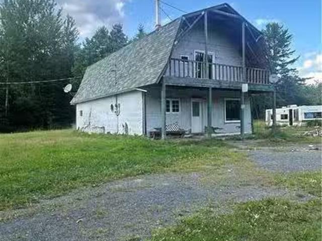 Cheap 140 Brophy St, Arbeau Settlement, NB, E9B 2H8 house fo.
