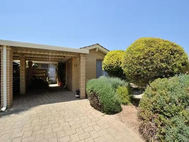 Unique 14/3 Merope Close, Rockingham, WA 6168