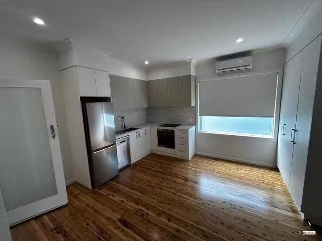 Just in! 1/473 George Street, Albury, NSW 2640