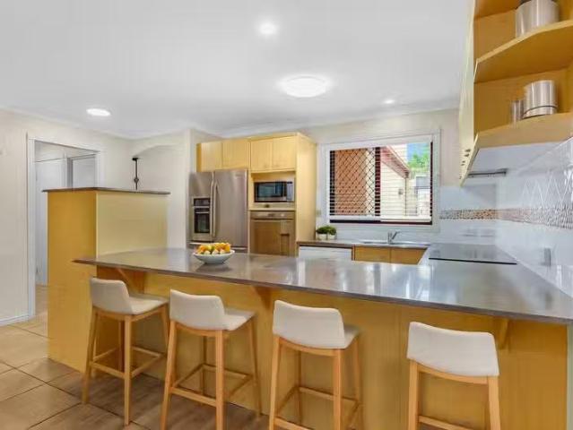 Cheap 14/8 Woody Views Way, Robina, QLD 4226 Townhouse for R.