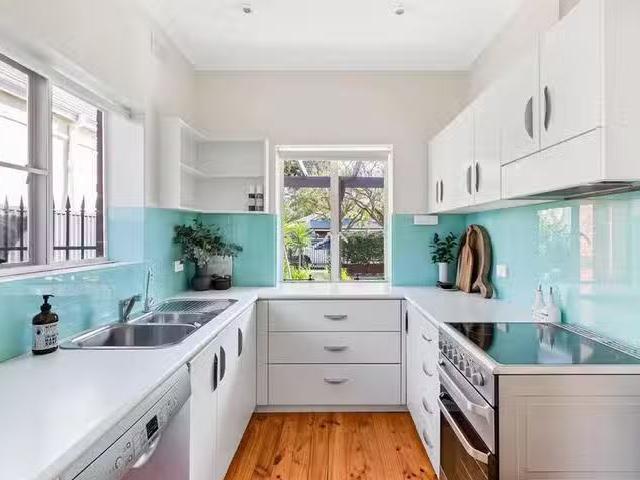 Charming 14 Arnold Street, Kingswood, SA 5062