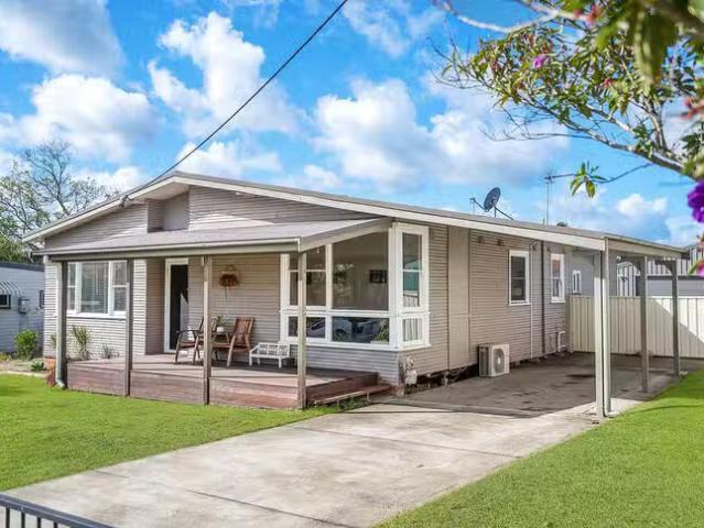 Charming 14 Carroll Avenue, Cessnock, NSW 2325
