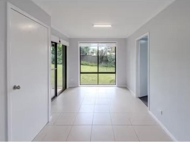Cozy 14 Judith Avenue, Mount Riverview House for rent Listed.