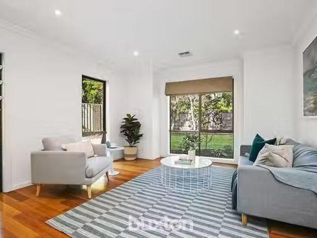 Deal! 1/4 Royal Terrace, Highett, VIC 3190