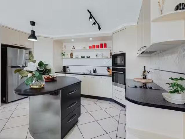 Just in! 150 Duporth Avenue, Maroochydore, QLD 4558