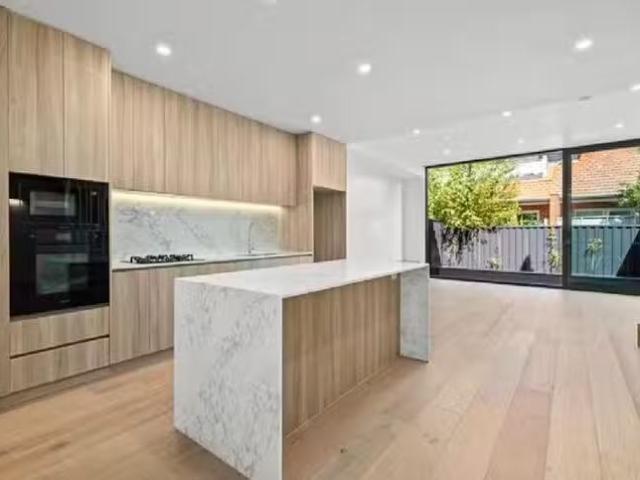 New 15/15 Station Avenue, Mckinnon, VIC 3204