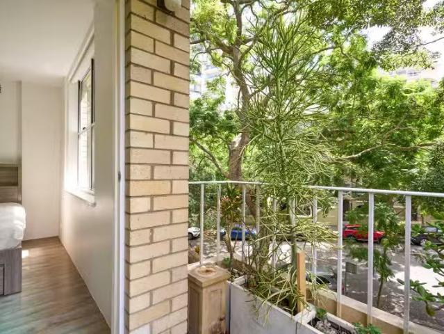 Rental! 15/16 18 Roslyn Gardens, Rushcutters Bay NSW 2011