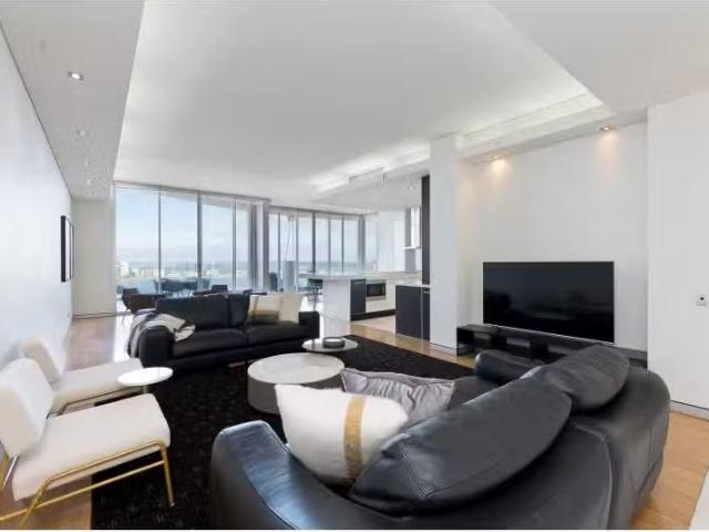 Deal! 151/22 St Georges Terrace, PERTH Apartment for rent Lis.