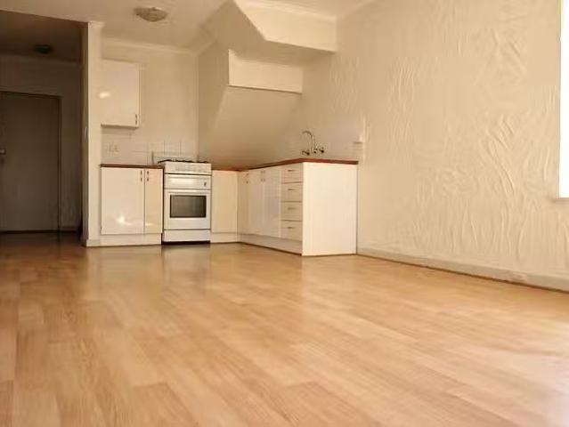 Deal! 15/38 Gordon Street, Glenelg, SA 5045
