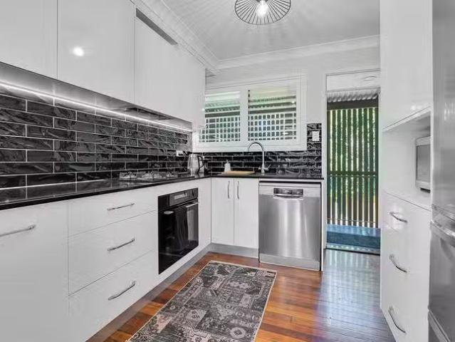 Cozy 1/53 Shetland Street, Morningside, QLD 4170