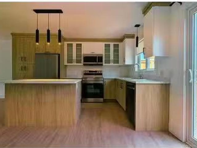 Cheap 154 Simone Gallant St, Shediac, NB, E4P 2B7 house for.