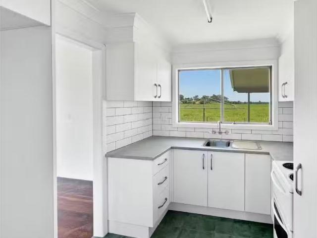 Deal! 155 Riverbank Road, Lower Southgate House for rent List.