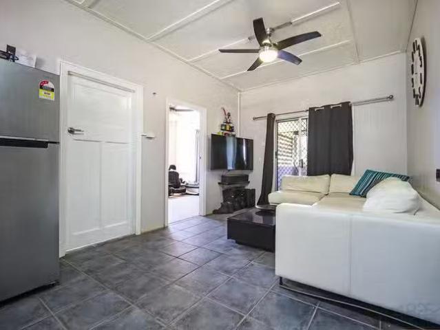 Cheap 15 Bernborough Street, Winston, QLD 4825