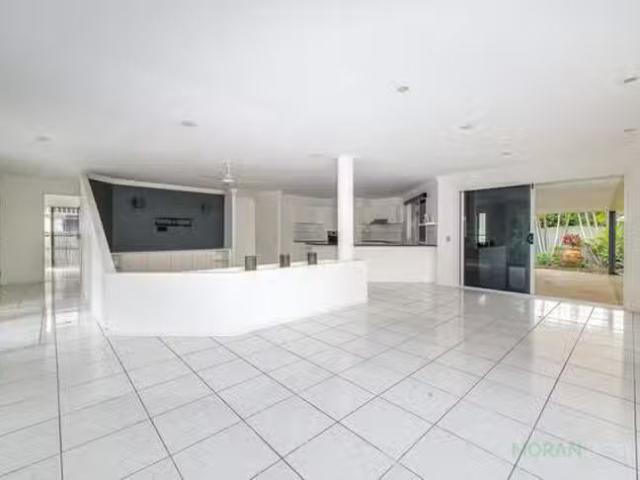 Nice 15 Cathedral Avenue, Molendinar, QLD 4214