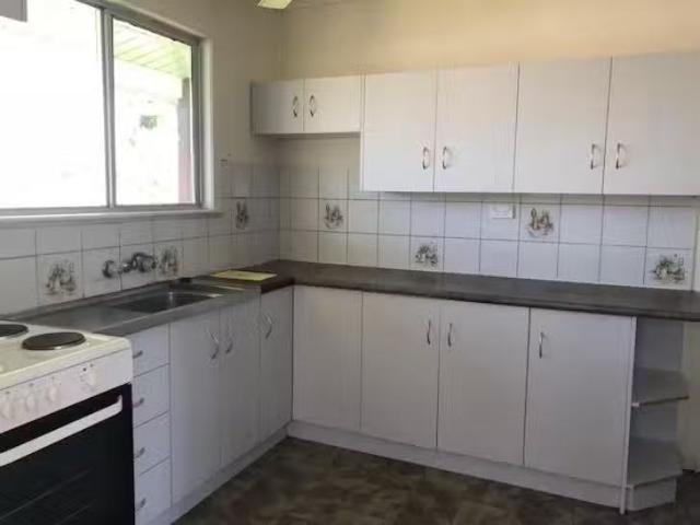 Cheap 15 Charlemont Street, Maryborough, QLD 4650