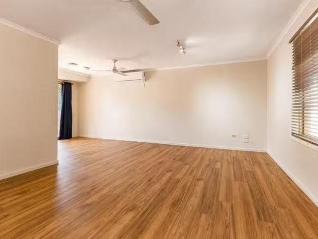 Cheap 1/5 O'malley Street, West Gladstone, QLD 4680
