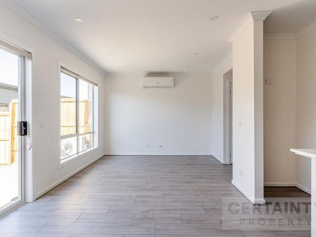 For Rent: 15 Rodway Walk – Modern Comfort in a Prime Location