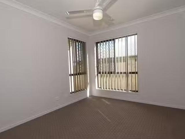 Nice 15B Feather Court, Morayfield, QLD 4506