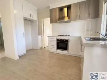 Unique 16/23 Escot Road, Innaloo, WA 6018