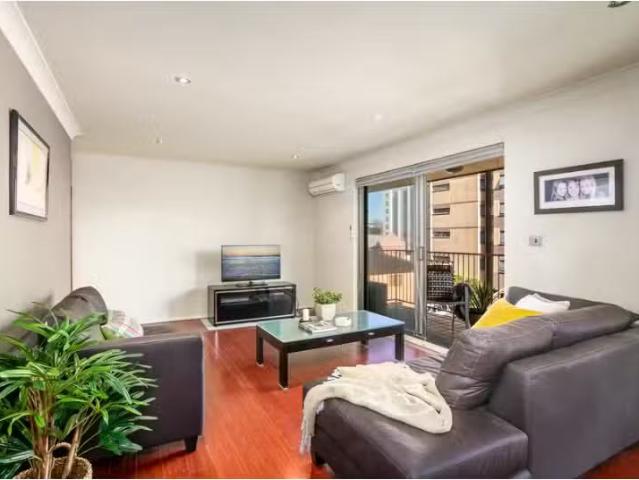 Nice 16/30 Market Street, Wollongong Apartment for rent Liste.