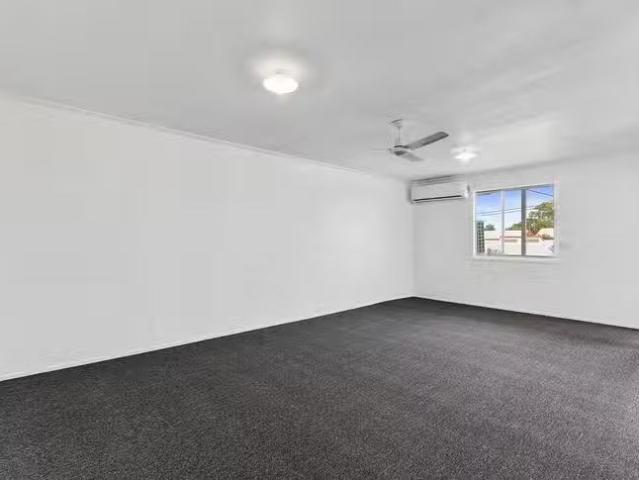 Nice 1/67 Edington Street, Berserker, QLD 4701