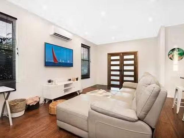 New 169 Scarborough Road, Redcliffe, QLD 4020