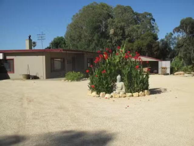 For Rent! 16 Anderson Road, Loxton North, SA 5333