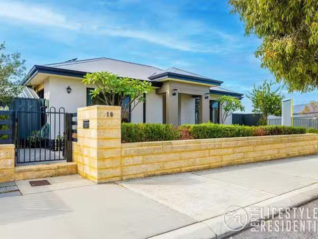 Nice 16 Artisan Road, Yanchep, WA 6035