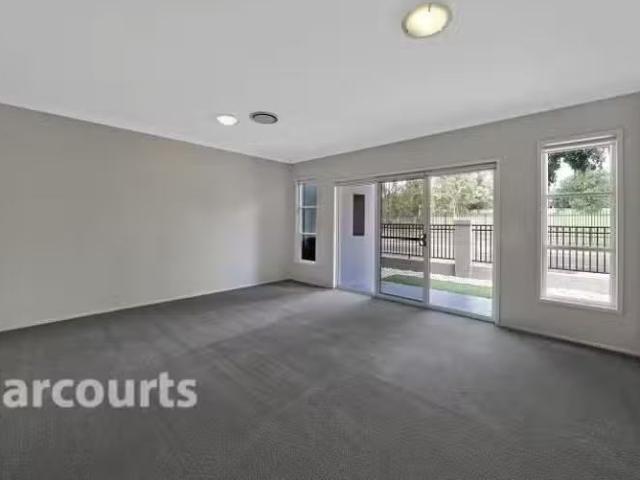 New 16 Callaway Avenue, Campbelltown, NSW 2560