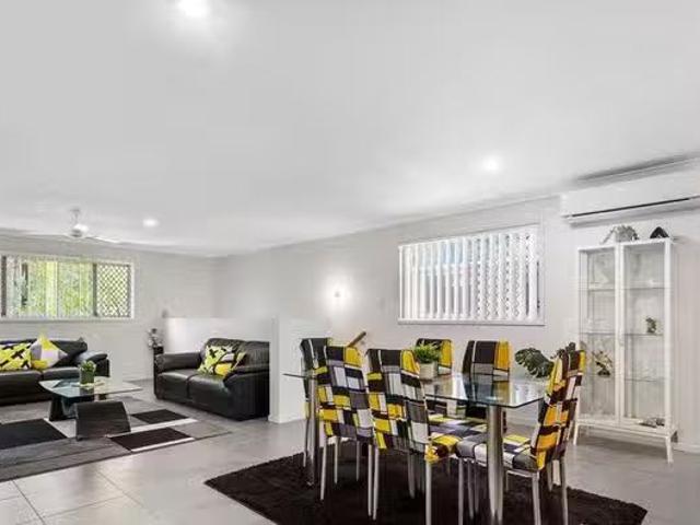 For Rent! 16 Chamomile Street, Springfield Lakes, QLD 4300
