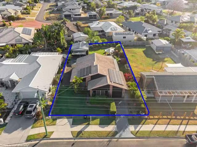 Cozy 16 Desmond Drive, Toogoom, QLD 4655