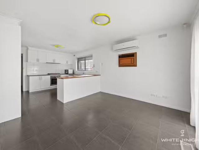 Rental! 16 Norma Street, Sunshine VIC 3020