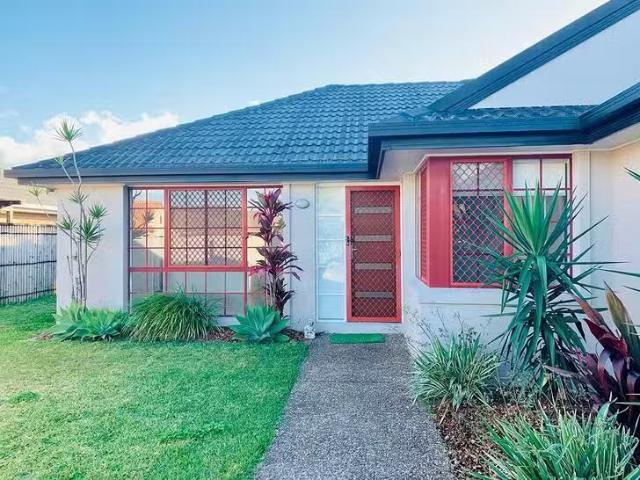 Deal! 16 Oasis Crescent, Elanora, QLD 4221