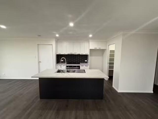 Charming 16 Sapphire Avenue, Kawungan, QLD 4655