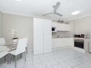Deal! 17/270 Walker Street, Townsville City, QLD 4810