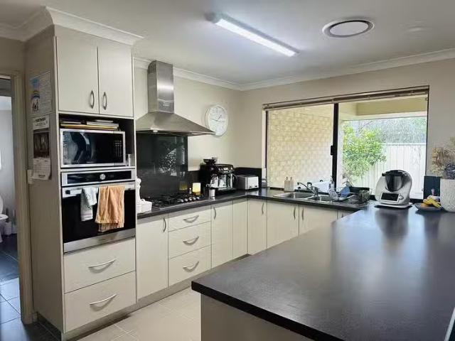 For Rent! 182 Duke Street, Busselton, WA 6280