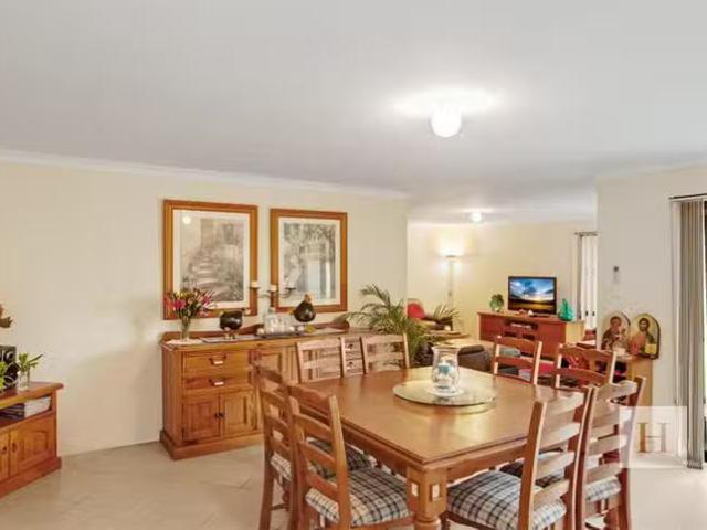 Unique 187 Johns Road, Wadalba, NSW 2259