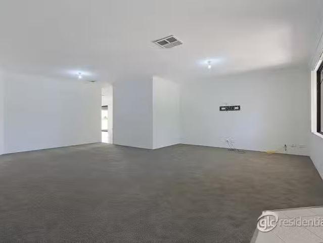 New 18 Wineberry Loop, South Lake, WA 6164